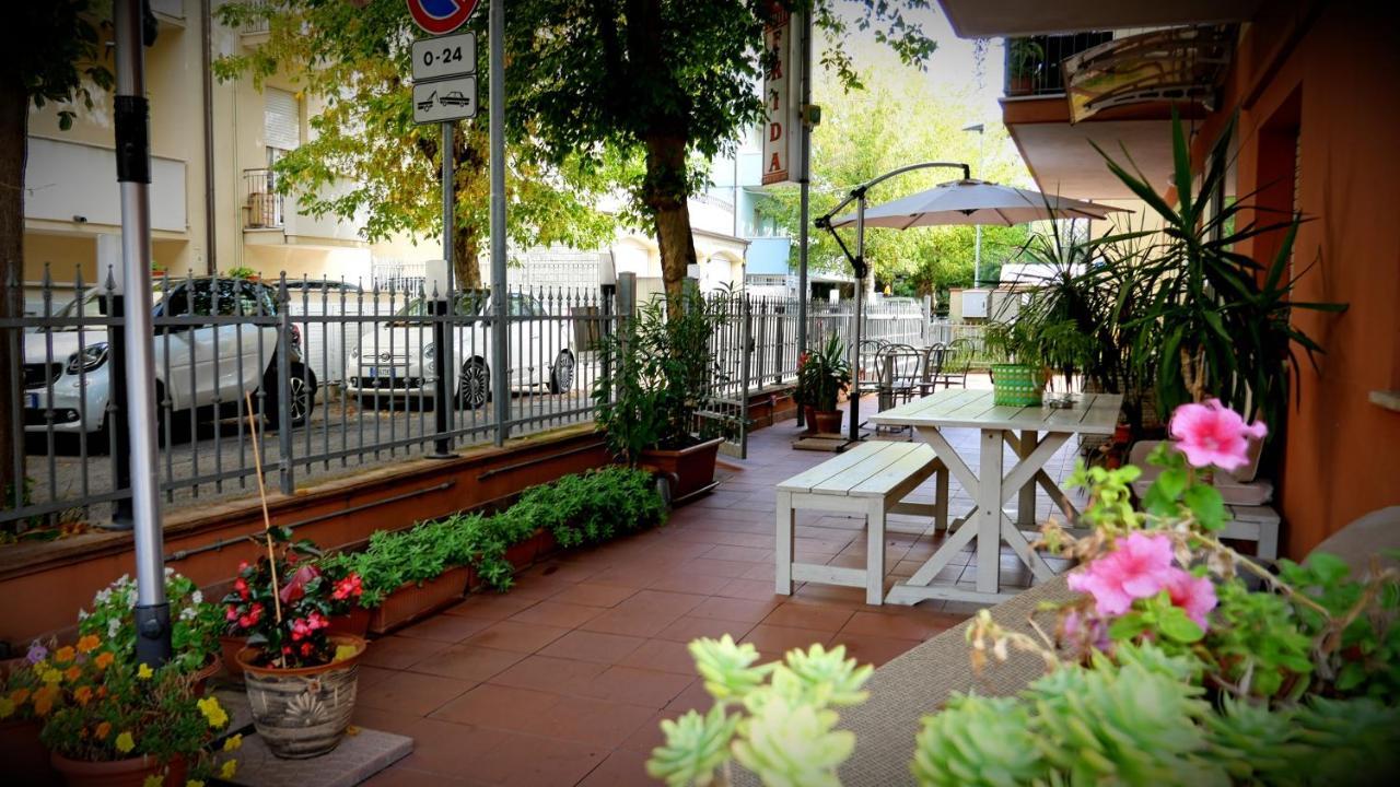 Hotel Frida Rimini Extérieur photo