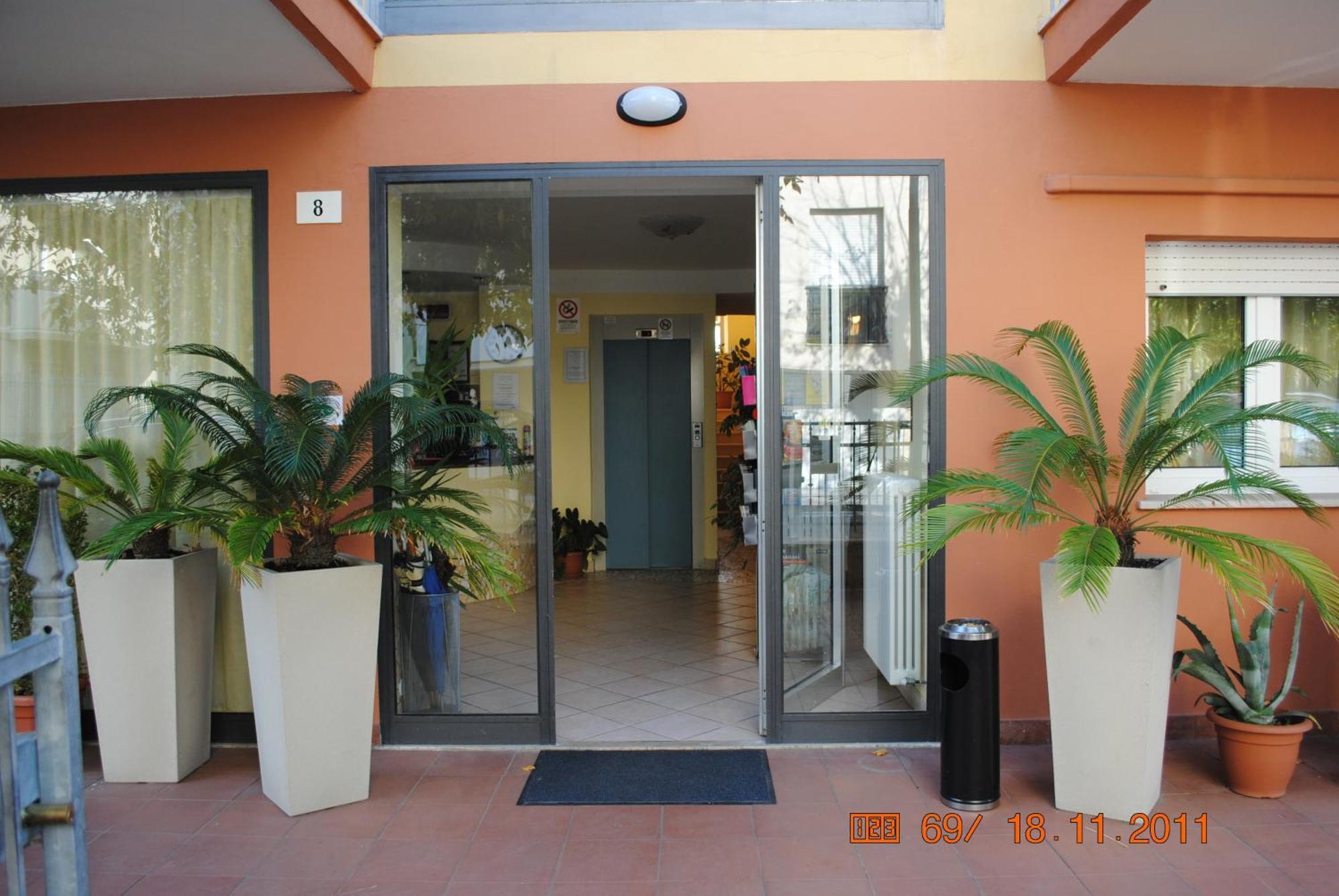Hotel Frida Rimini Extérieur photo